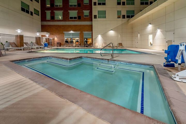 Pool 4 of 42