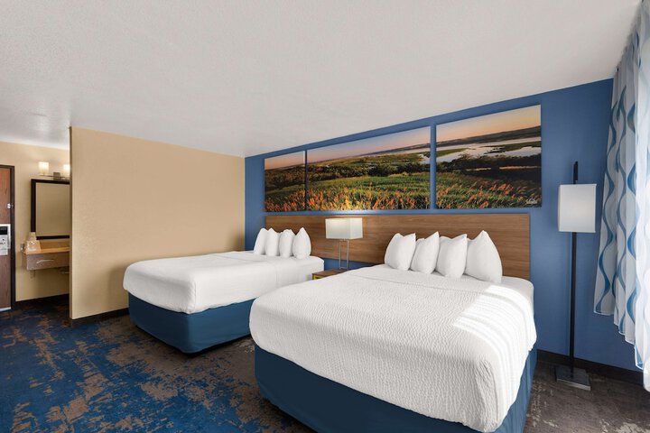 Days Inn by Wyndham Newton