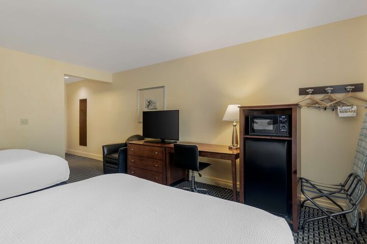 Room 45 of 69