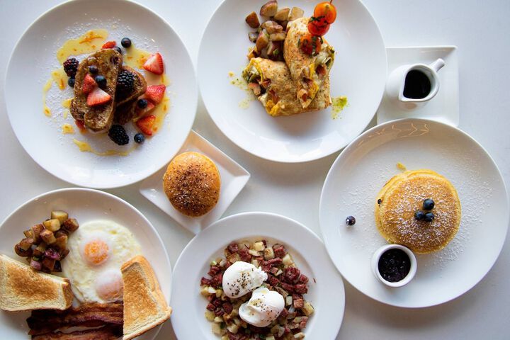 Breakfast/Coffee Service 45 of 58