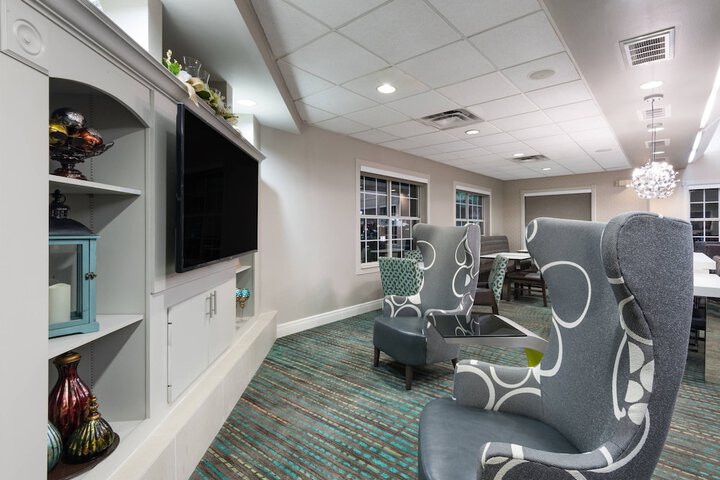 Hotel Interior 11 of 32