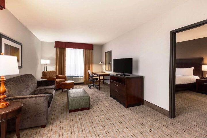 Room 16 of 34