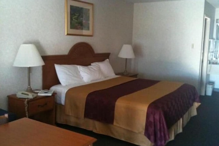 Americas Best Value Inn Midlothian Cedar Hill