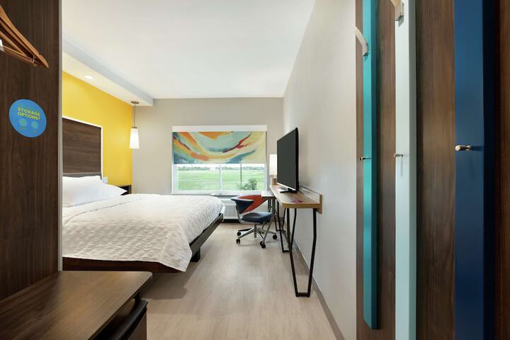 Room 20 of 34