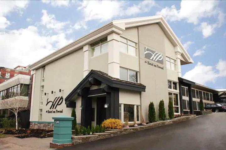 Hotel 2 of 43