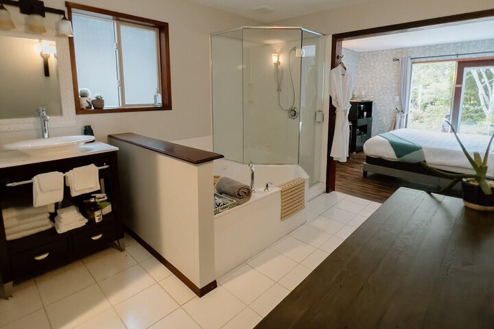 Room 53 of 154