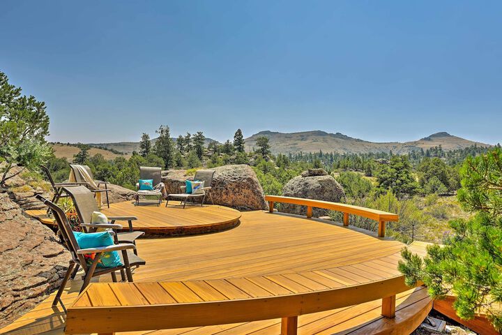 Family-friendly Del Norte Home w / Stunning Views!