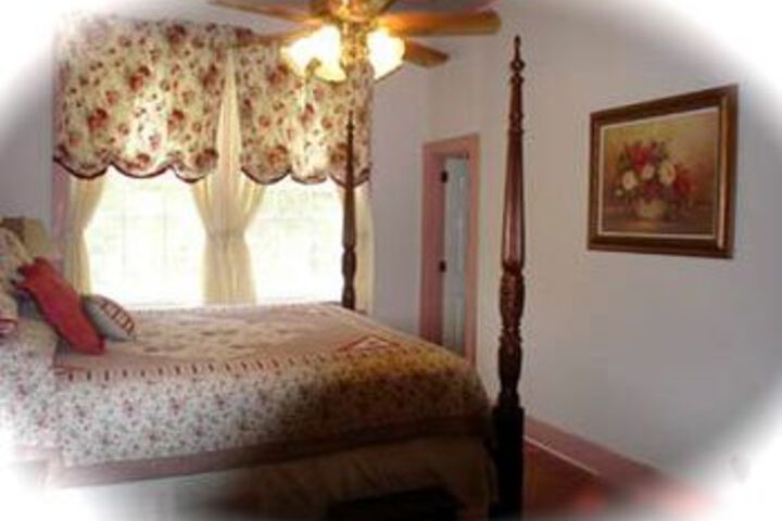 The Old Castillo Bed and Breakfast