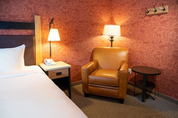 Room 74 of 115