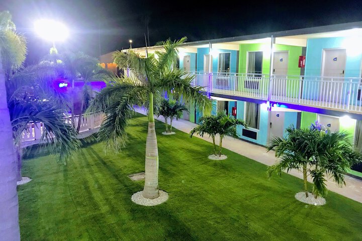 Hotel Exterior 88 of 92