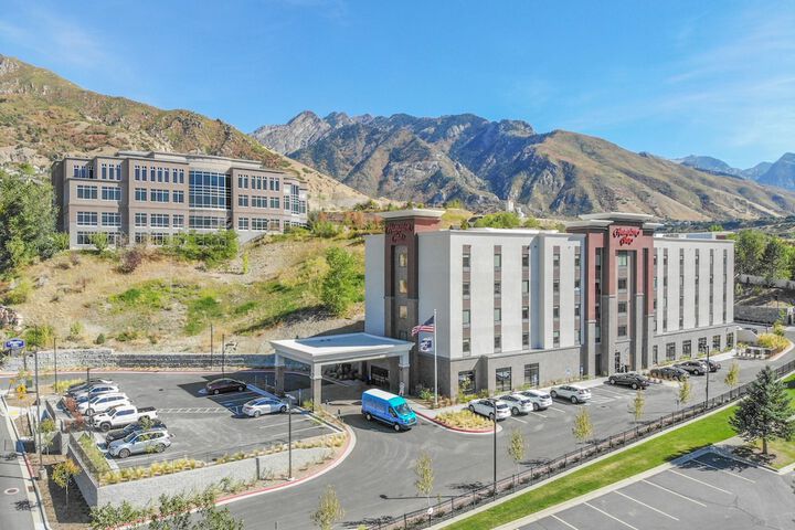 Hotel 3 of 29
