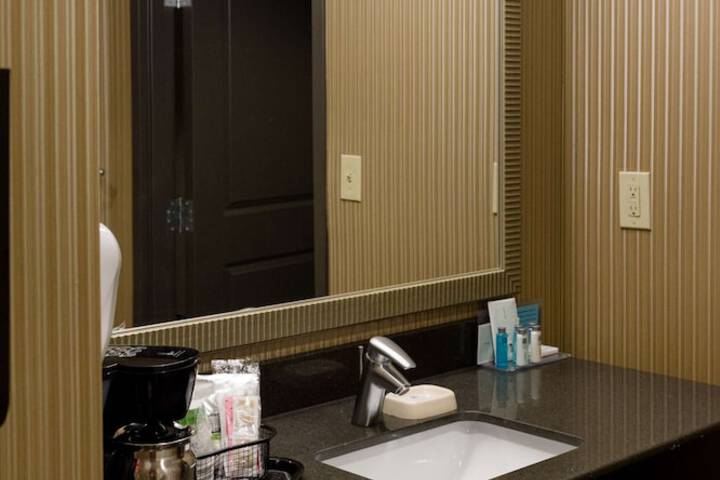 Hampton Inn Oxford / Conference Center
