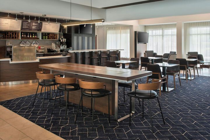 Courtyard by Marriott Silver Spring North / White Oak