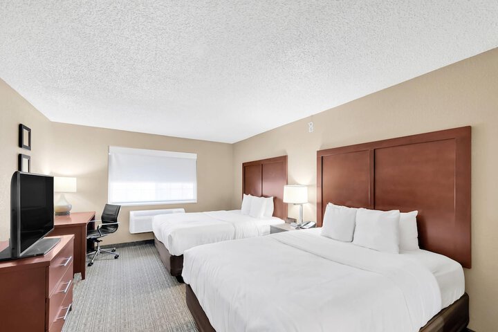 Comfort Suites Lakewood - Denver