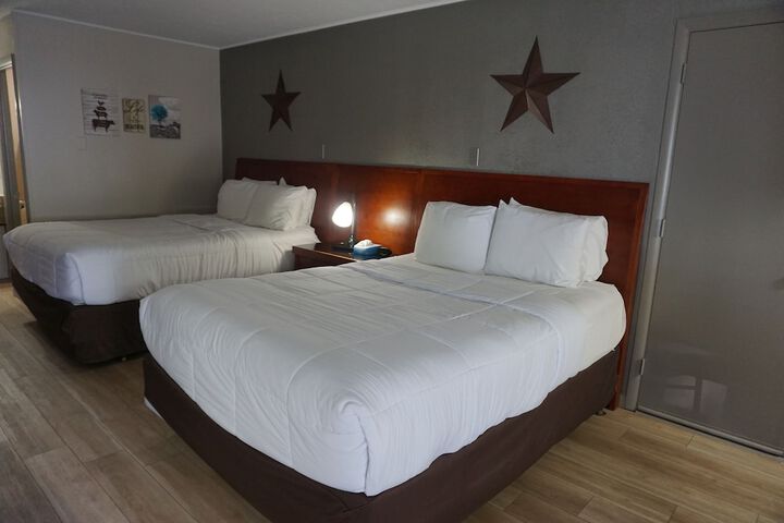 Room 38 of 65
