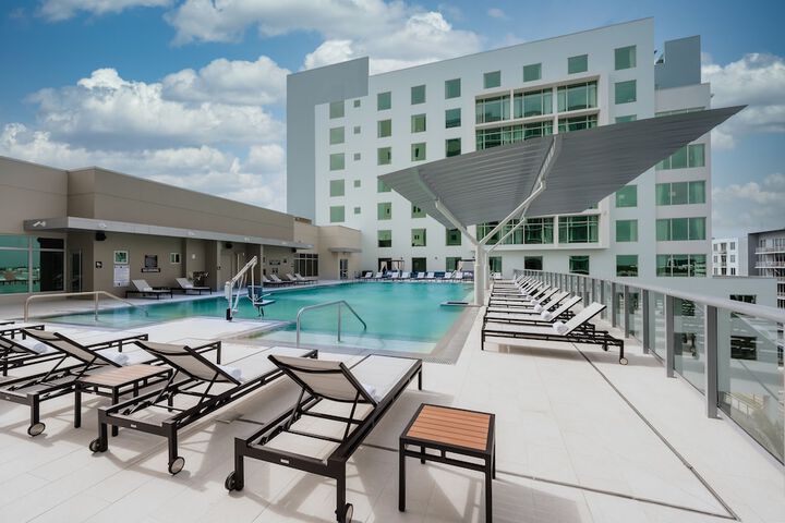 Pool 12 of 76