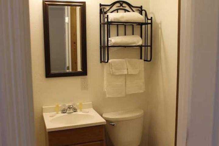 BUDGET STAR MOTEL