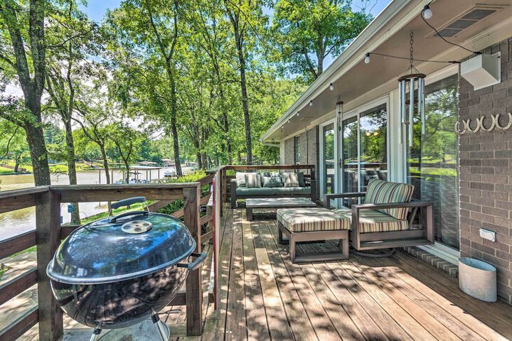 Updated Deck & Dock: Lakefront Home in Hot Springs
