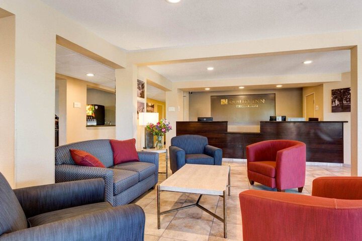 Hotel Interior 17 of 39