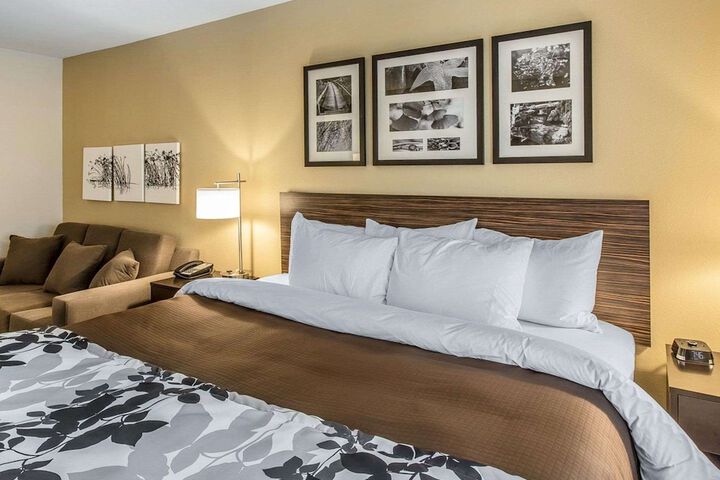 Room 14 of 31