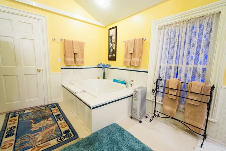 Room 30 of 78