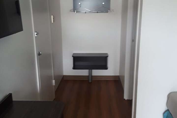 Room 40 of 43