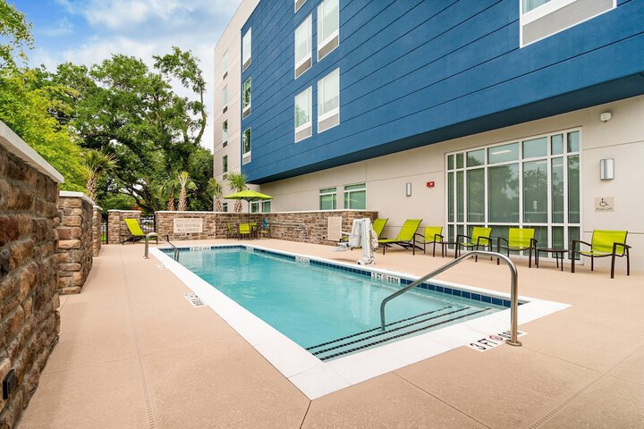 Pool 8 of 81