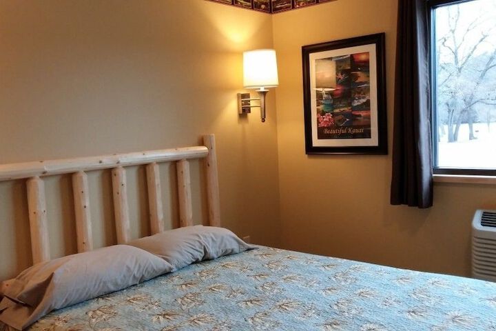 Room 43 of 59