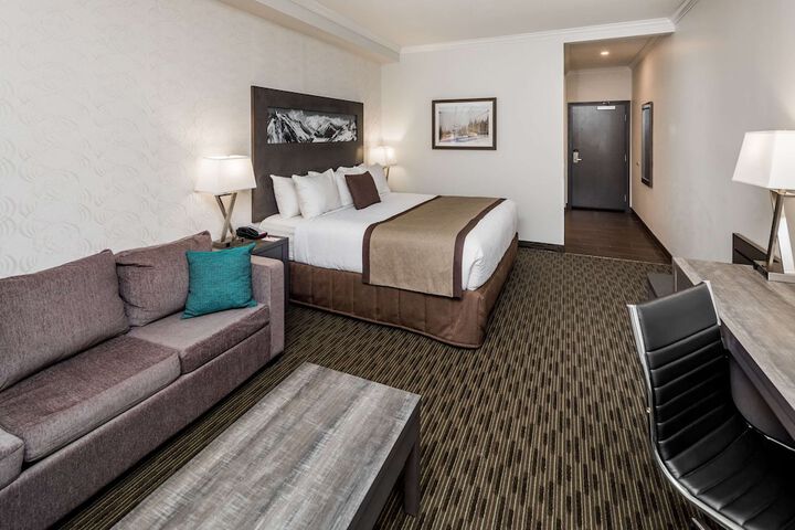 Room 34 of 46