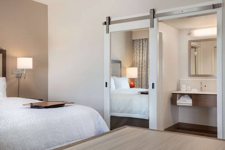 Room 18 of 29