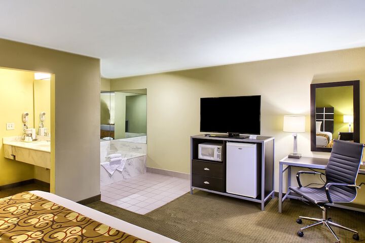 Room 19 of 26