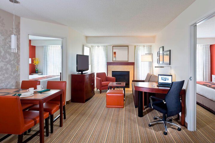 Room 17 of 26