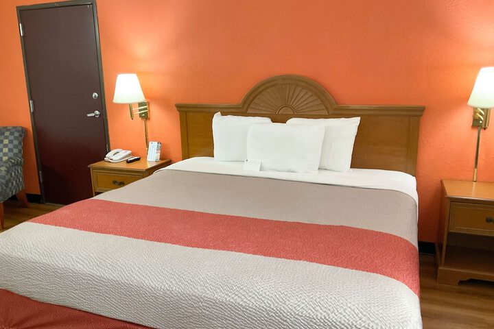 Room 22 of 26