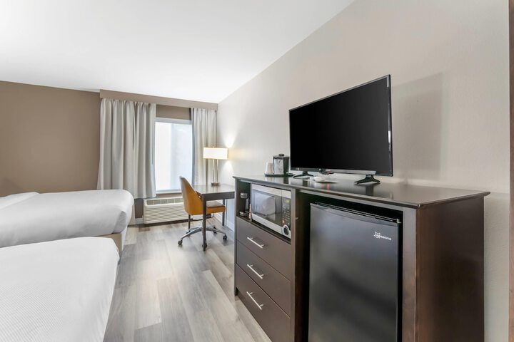 Comfort Inn & Suites New Lisbon