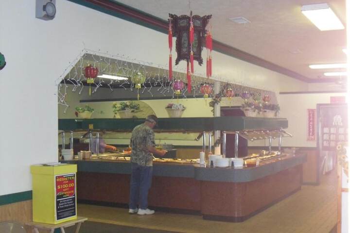 Dining 47 of 57