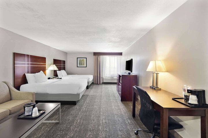 Best Western Luxbury Inn Fort Wayne