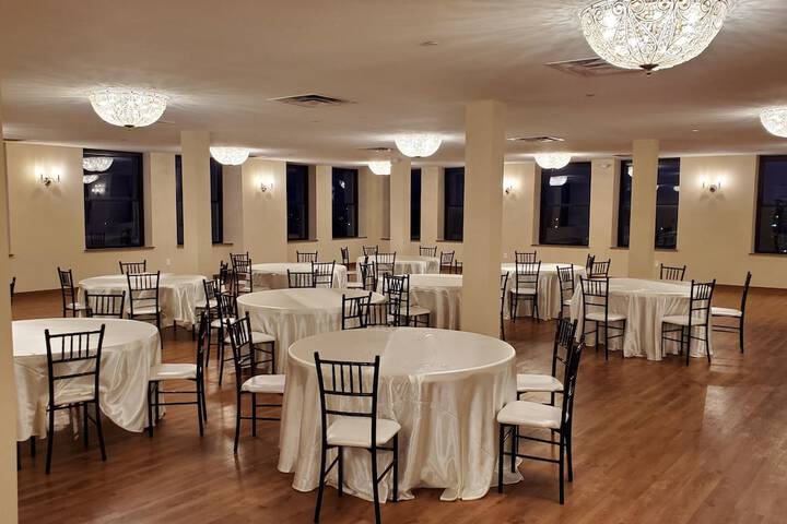 Ariel Broadway Hotel
