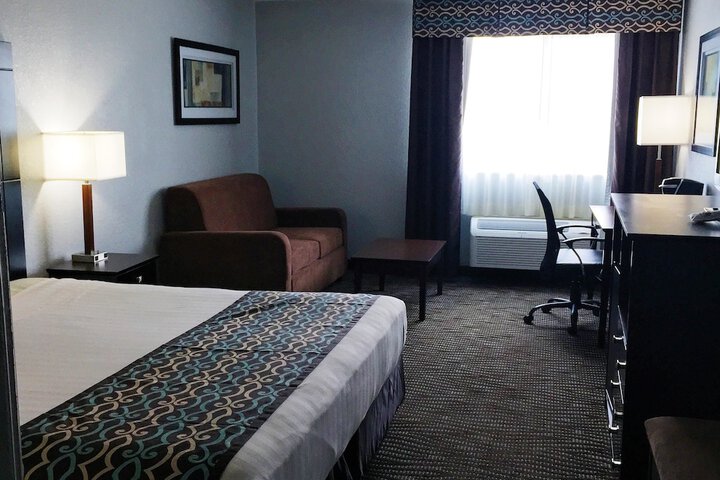 Room 18 of 24
