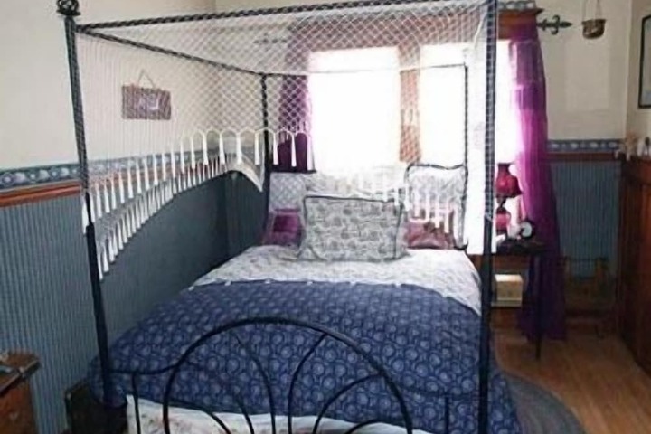 Room 29 of 39