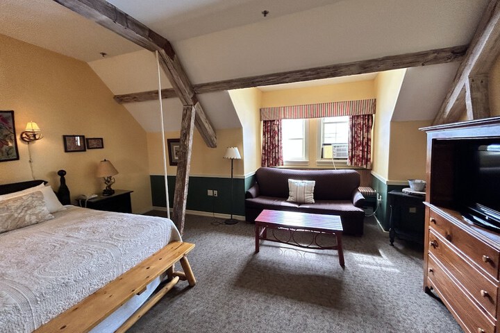 Room 84 of 260