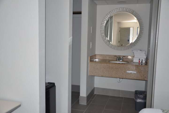 Room 20 of 34