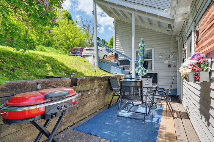 Steps to Crystal Lake: Spacious Retreat w / Views