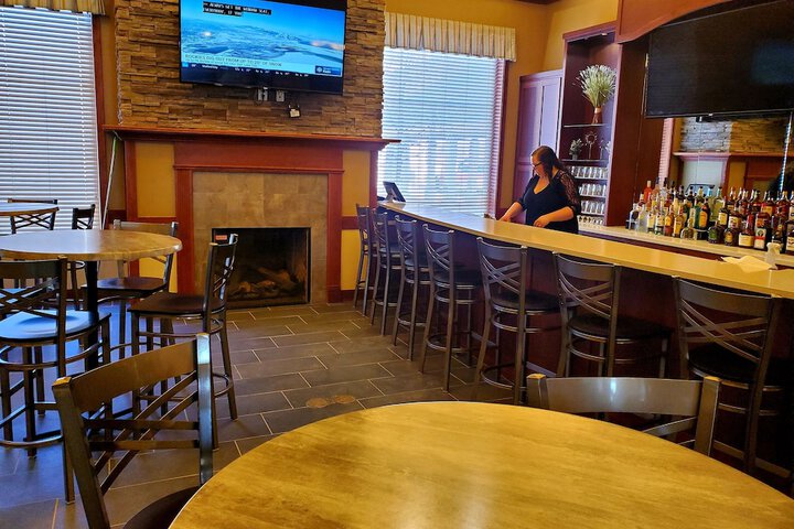 Clarion Hotel & Suites Williston