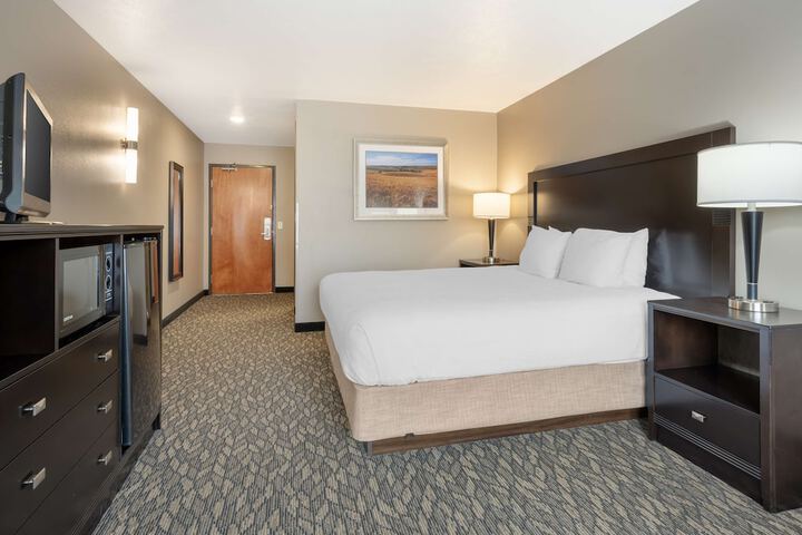 Room 30 of 41