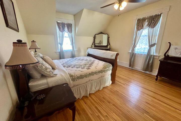 Dr Combackers Historic 1880s Home