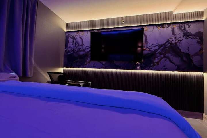 Umbrella Hotel