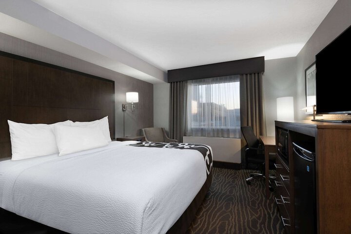 Room 20 of 25