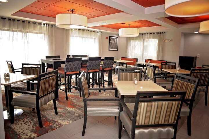 Comfort Inn & Suites Carrollton