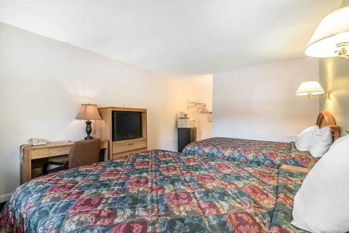 Rodeway Inn Bellows Falls