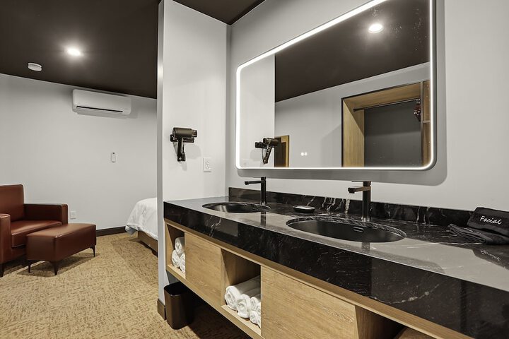 The Hermann Motel